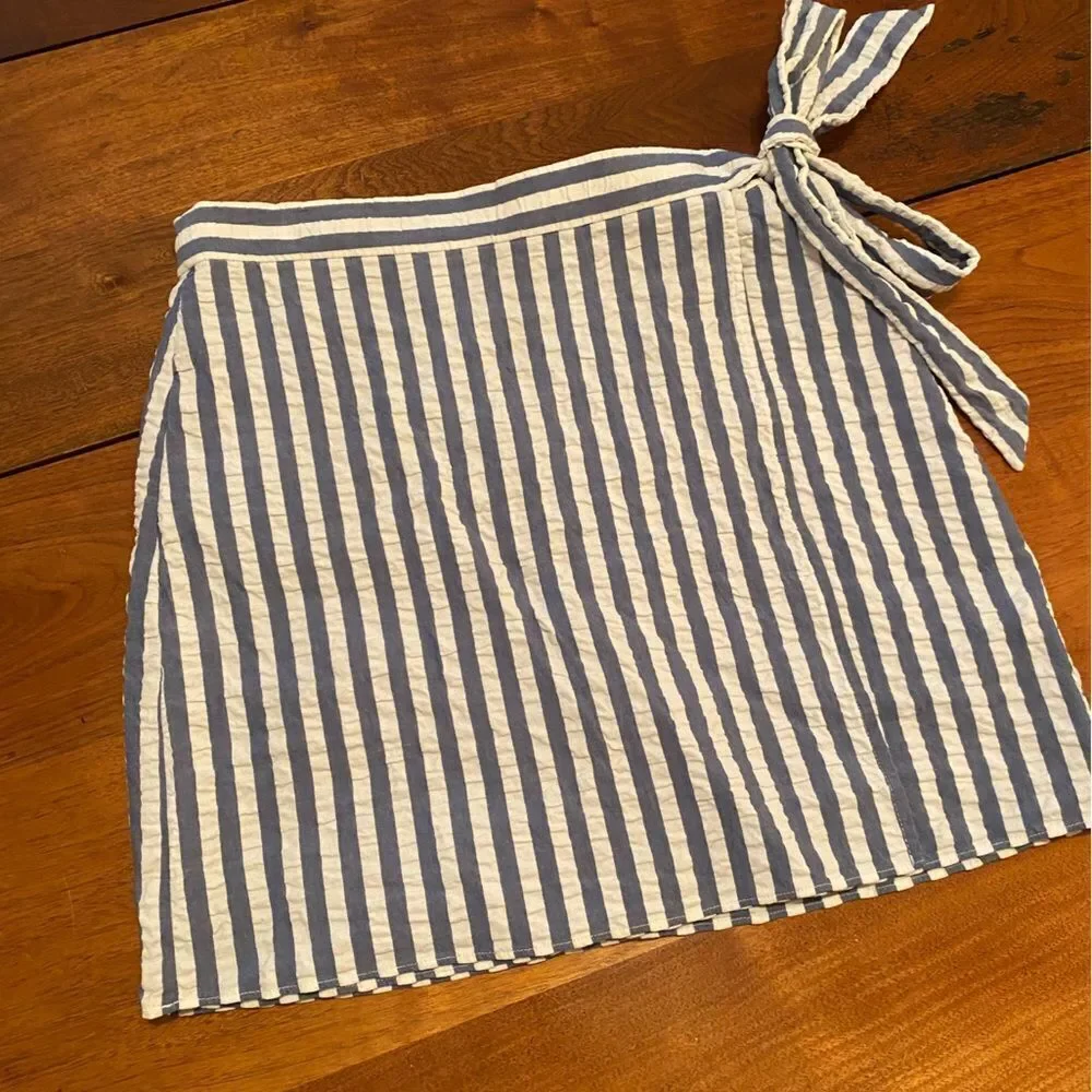 J Crew Striped Blue and White Women's Skirt Size 4